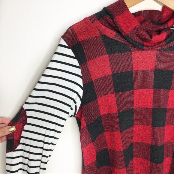 LAST ONE SIZE M❗️Buffalo plaid sweater elbow patch - Picture 3 of 8